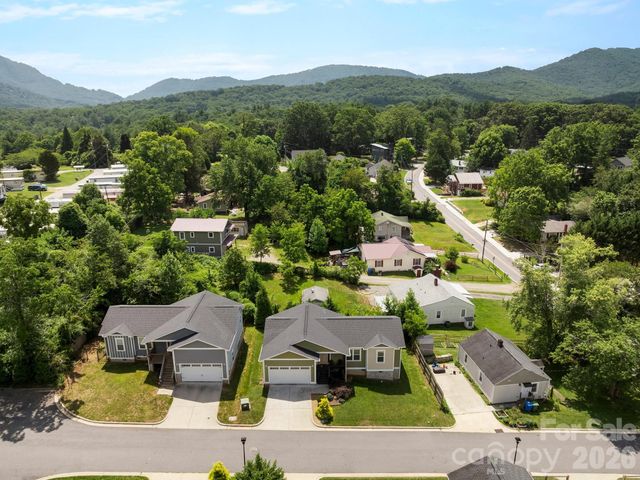 7 May Street, Asheville, NC 28803