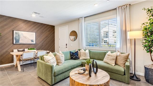 4333 S Grasly Paseo, Ontario, CA 91762