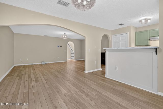 3754 VERDE GARDENS Circle, Jacksonville, FL 32218