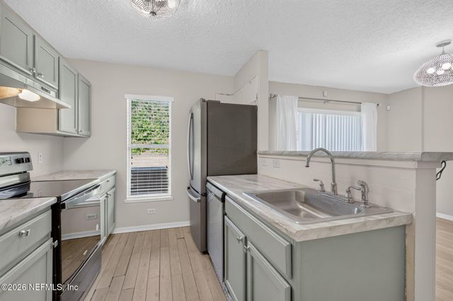 3754 VERDE GARDENS Circle, Jacksonville, FL 32218