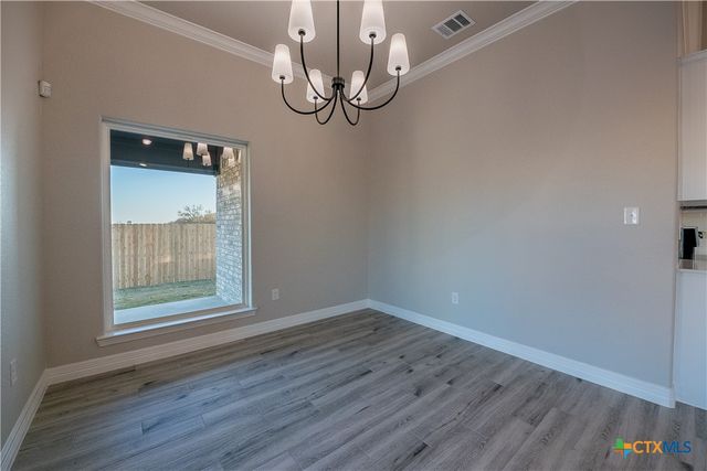 1404 Red Rock Road, Hewitt, TX 76643