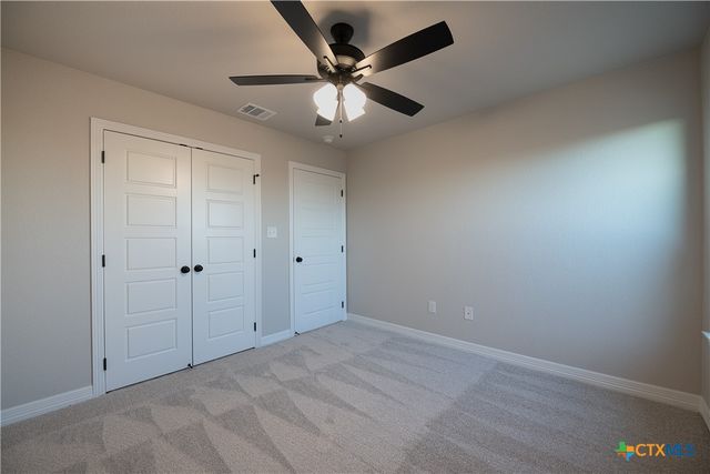 1404 Red Rock Road, Hewitt, TX 76643