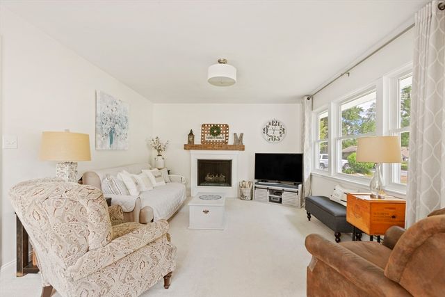 11 Blake Ave, West Boylston, MA 01583