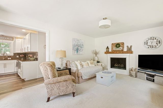 11 Blake Ave, West Boylston, MA 01583