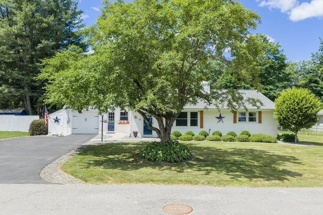11 Blake Ave, West Boylston, MA 01583