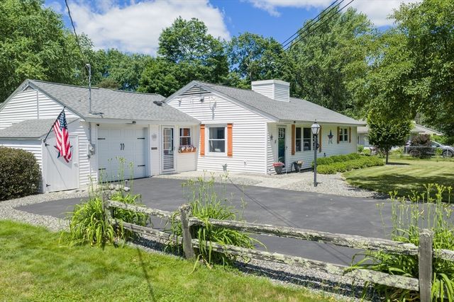 11 Blake Ave, West Boylston, MA 01583