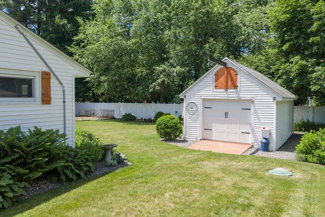 11 Blake Ave, West Boylston, MA 01583