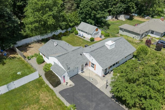 11 Blake Ave, West Boylston, MA 01583