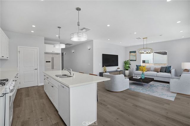 451 Hervey Avenue, Upland, CA 91786