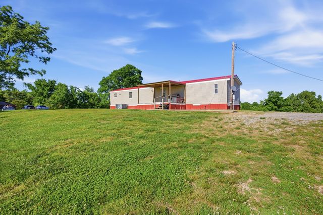 8526 Crawley Hill Rd, Mount Pleasant, TN 38474