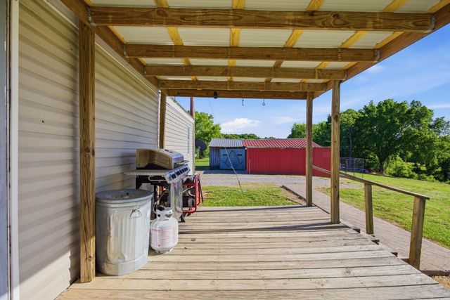 8526 Crawley Hill Rd, Mount Pleasant, TN 38474