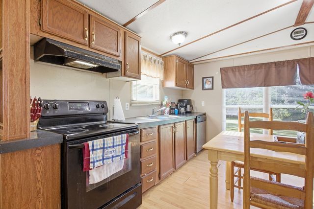 8526 Crawley Hill Rd, Mount Pleasant, TN 38474