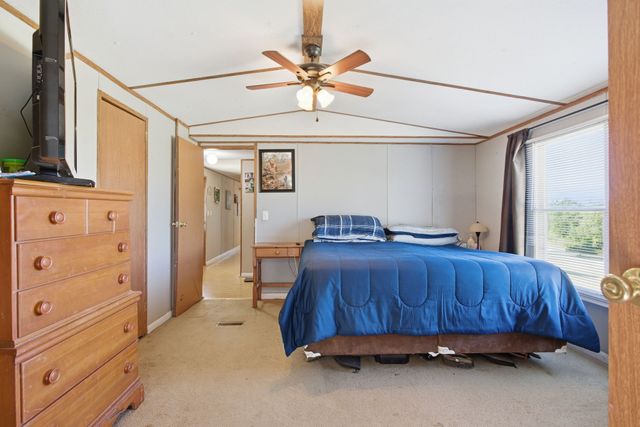 8526 Crawley Hill Rd, Mount Pleasant, TN 38474
