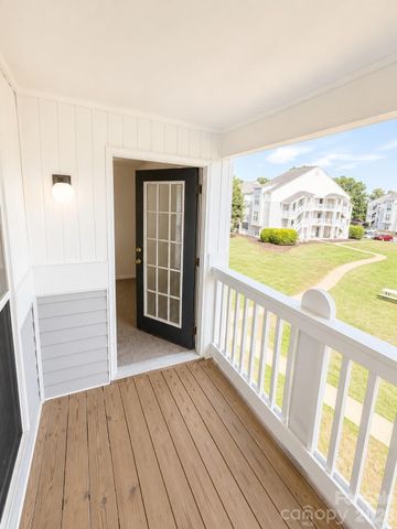 18 Hamiltons Bay Court 436, Clover, SC 29710