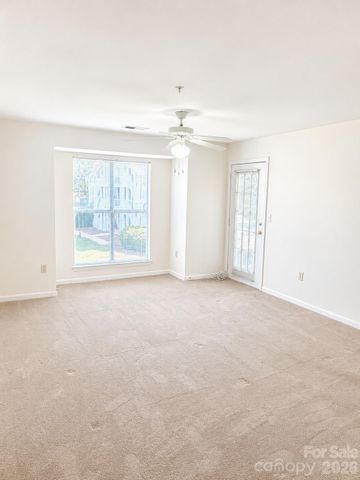 18 Hamiltons Bay Court 436, Clover, SC 29710