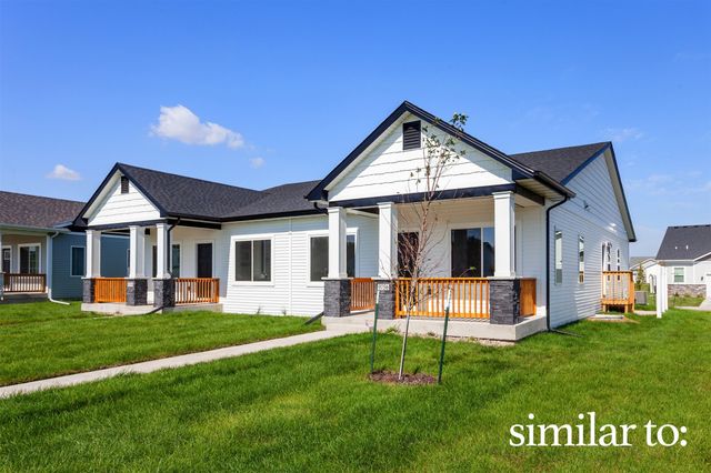 9708 Regatta Lane, Johnston, IA 50131