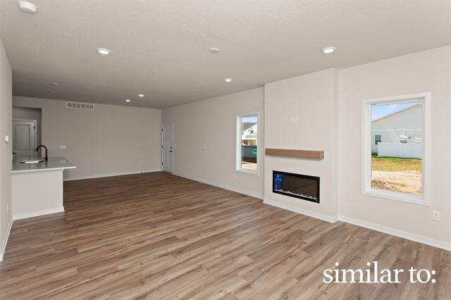 9708 Regatta Lane, Johnston, IA 50131