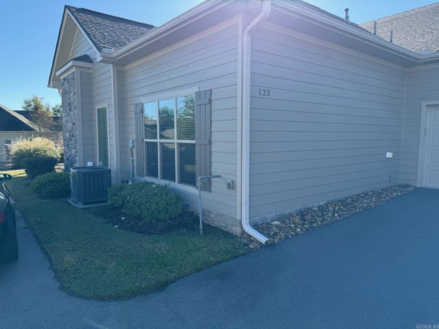 123 Mountain Terrace Circle, Maumelle, AR 72113