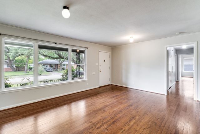 9831 Mercer Drive, Dallas, TX 75228