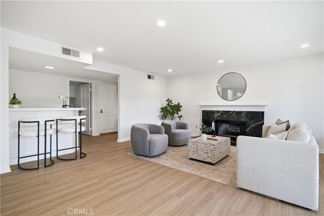 29950 Rolling Ridge Drive, Agoura Hills, CA 91301