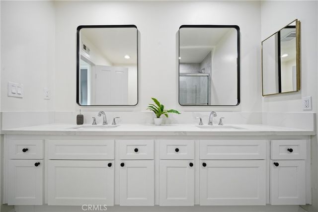 29950 Rolling Ridge Drive, Agoura Hills, CA 91301