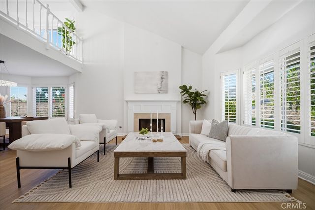 29950 Rolling Ridge Drive, Agoura Hills, CA 91301