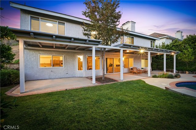 29950 Rolling Ridge Drive, Agoura Hills, CA 91301