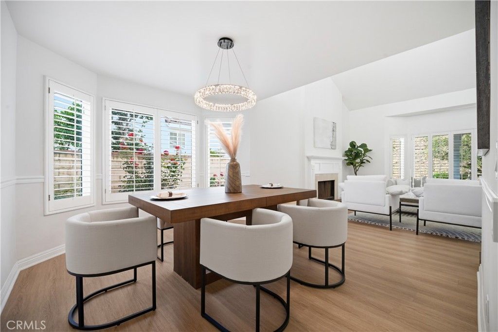 Image 6 of property listing at 29950 Rolling Ridge Drive, Agoura Hills, CA 91301