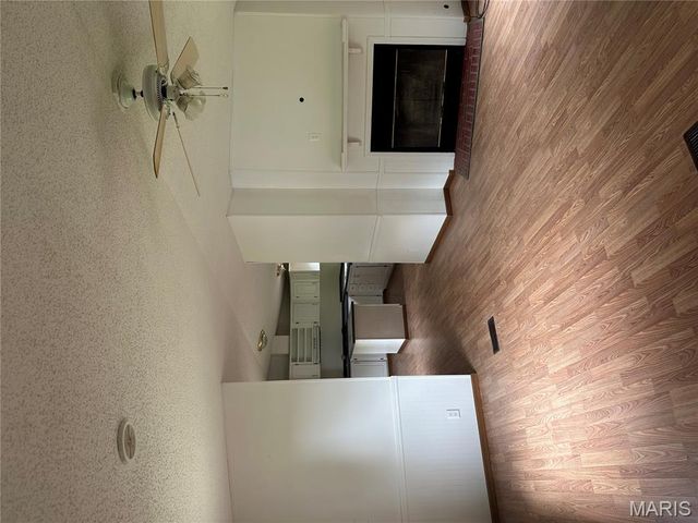 2557 River Bend Road, St Clair, MO 63077