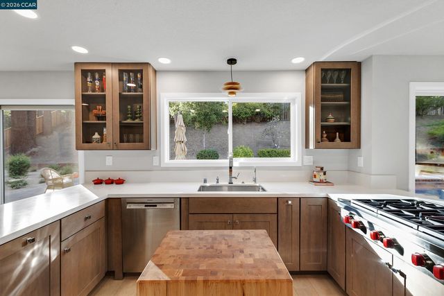 420 Pennington Pl, Danville, CA 94526