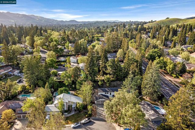 420 Pennington Pl, Danville, CA 94526