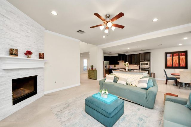 818 Butterfly Garden Trail, Richmond, TX 77406