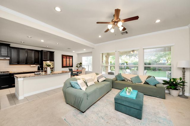 818 Butterfly Garden Trail, Richmond, TX 77406