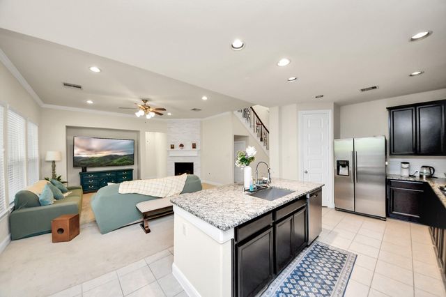 818 Butterfly Garden Trail, Richmond, TX 77406