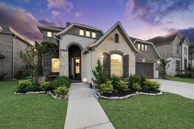 818 Butterfly Garden Trail, Richmond, TX 77406