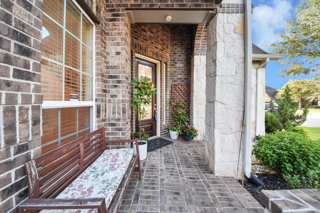 818 Butterfly Garden Trail, Richmond, TX 77406