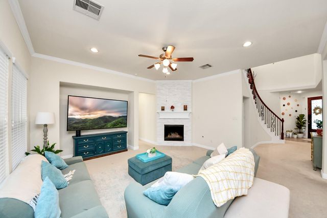 818 Butterfly Garden Trail, Richmond, TX 77406
