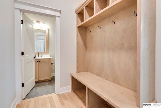 3509 S 219th Avenue, Elkhorn, NE 68022