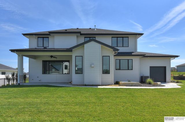 3509 S 219th Avenue, Elkhorn, NE 68022