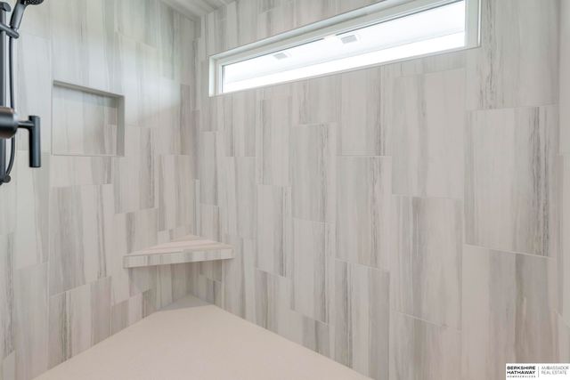 3509 S 219th Avenue, Elkhorn, NE 68022