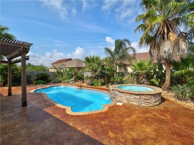 14405 Aquarius St, Corpus Christi, TX 78418