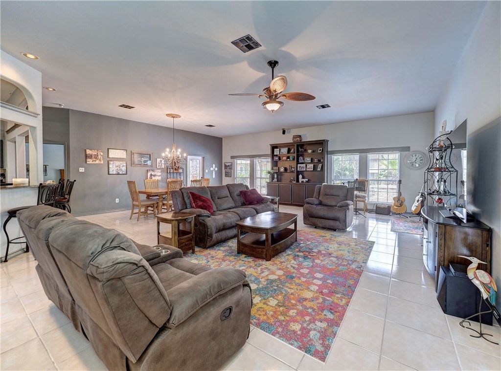 14405 Aquarius St, Corpus Christi, TX 78418 — photo 4