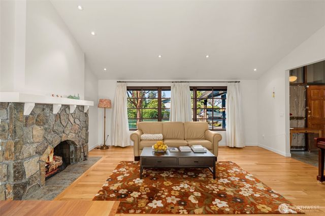 4478 142nd Avenue SE, Bellevue, WA 98006