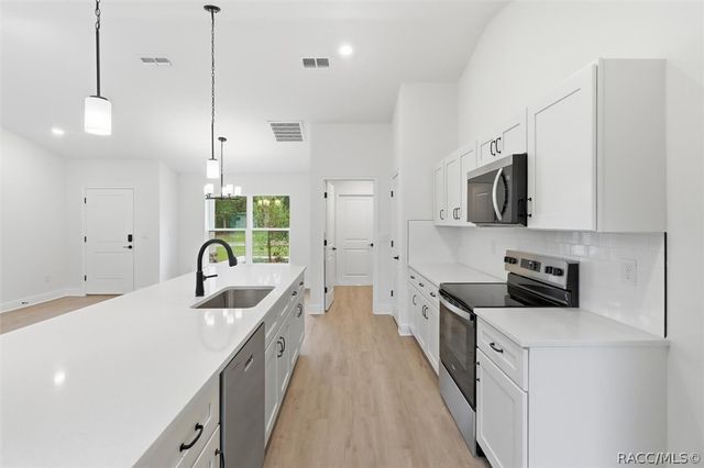 10952 N Morrell Drive, Dunnellon, FL 34434