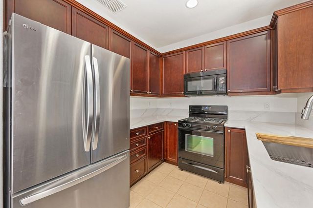 1016 Impressionist Loop, Roseville, CA 95747