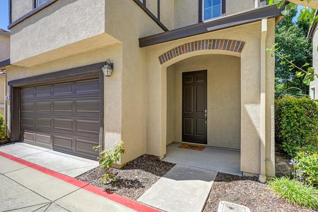1016 Impressionist Loop, Roseville, CA 95747