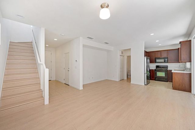 1016 Impressionist Loop, Roseville, CA 95747