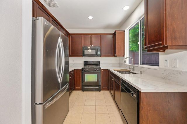 1016 Impressionist Loop, Roseville, CA 95747