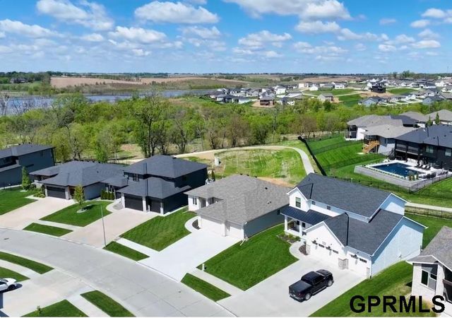 7030 N 172 Street, Bennington, NE 68007