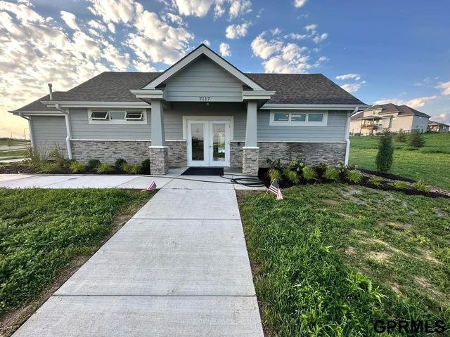 7030 N 172 Street, Bennington, NE 68007